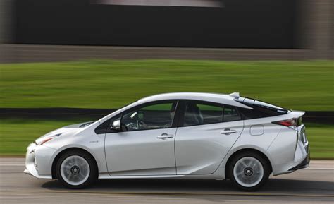 What Are The Disadvantages Of Toyota Prius?