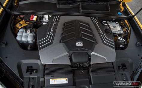 What Audi has the Lamborghini Urus engine?