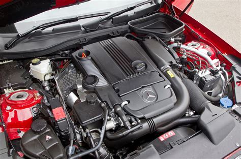 What engine is in a SLK?