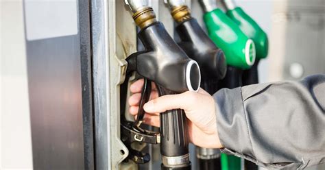 What Happens When You Put Regular Gas In A Premium Car?