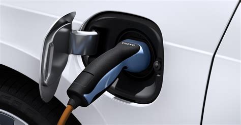 What Is Better A Hybrid Or Plug-in Hybrid?