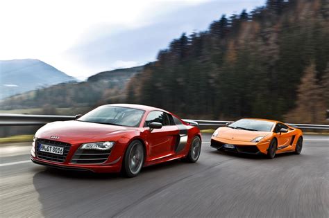 What is faster Audi R8 or Lamborghini?