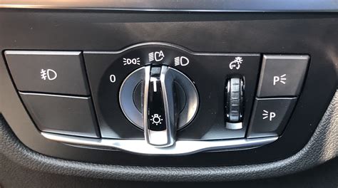 What is P button in BMW?