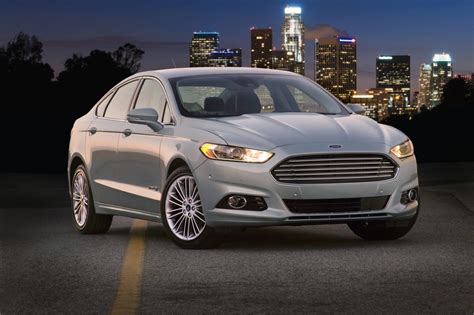 What Is The Benefit Of Ford Fusion Hybrid?