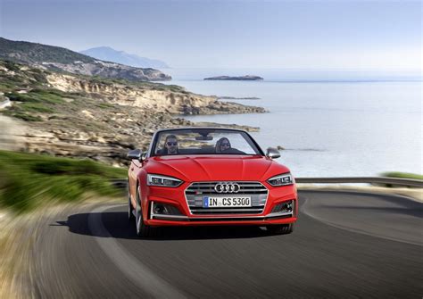 What is the top speed of an Audi S5 convertible?