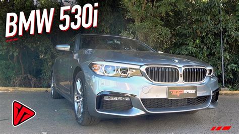 What is the top speed of the BMW 530i?