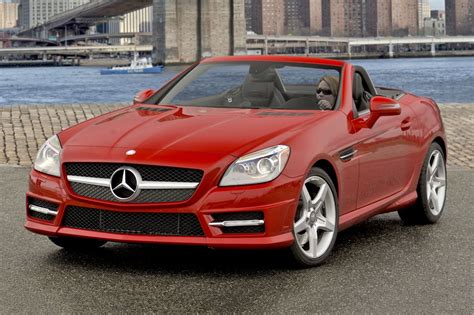 What is the top speed of the SLK?