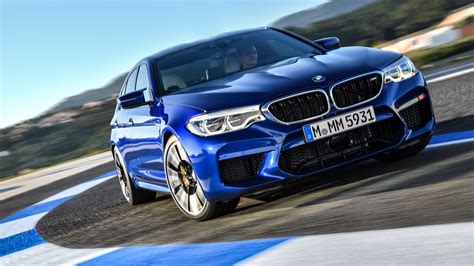 What month is best to buy new BMW?