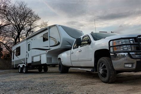 What Size Truck Do I Need To Pull A Camper?