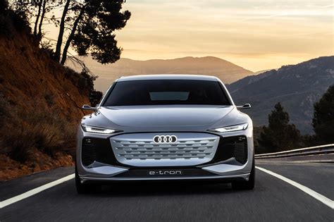 When can i order a 2023 Audi etron?