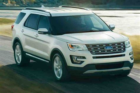 Which Car Is Bigger Highlander Or Explorer?