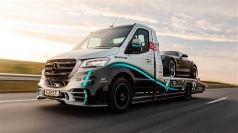 Which Mercedes Sprinter can tow 7500 lbs?