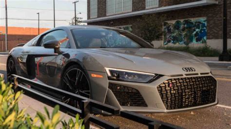 Why did Audi stop the R8?