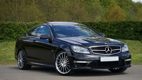 Why did Mercedes go black?