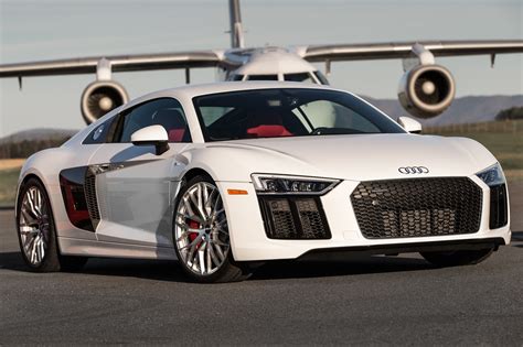 Why is Audi discontinuing the V10?