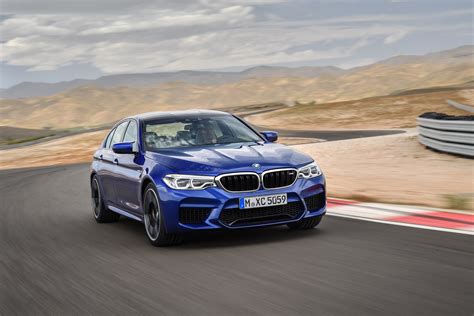 Why is the BMW M5 so fast?