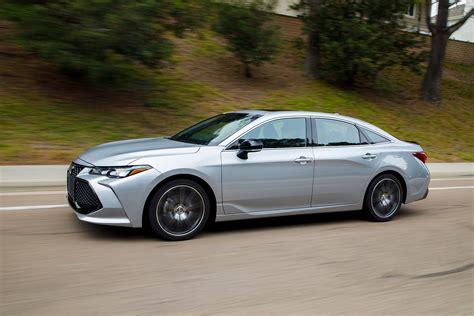 Are Toyota Avalon Expensive To Maintain?