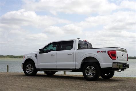 Can A Half Ton Truck Pull 8000 Lbs?