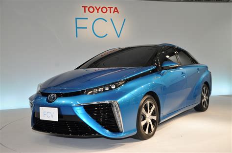 Can Toyota Mirai run on gas?