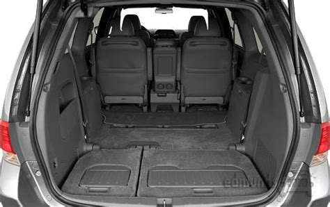 Do Honda Odyssey Seats Fold Flat?