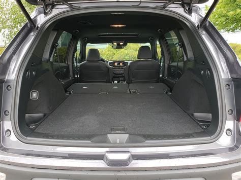 Do Honda Passport Seats Fold Flat?