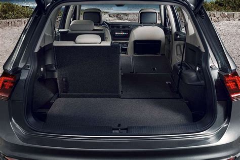 Do VW Tiguan Seats Fold Flat?