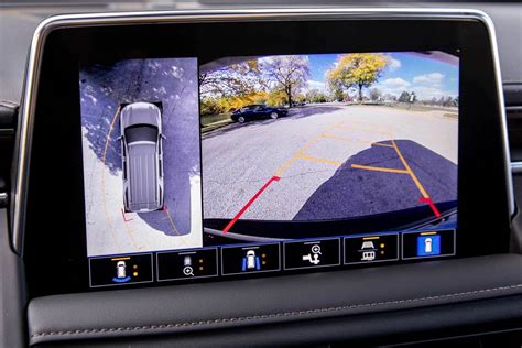 Does Chevy Suburban Have Backup Camera?