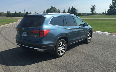 Does Honda Pilot Look Like A Minivan?