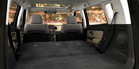 Does Kia Soul Back Seat Fold Down?