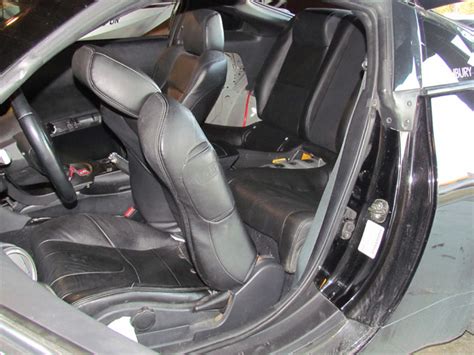 Does The 350Z Have A Back Seat?