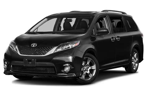 Does Toyota Sienna AWD come in 8 passenger?