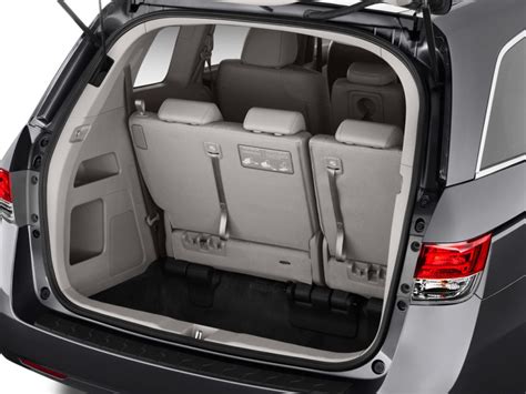 How Big Is The Back Trunk Of The Honda Odyssey?