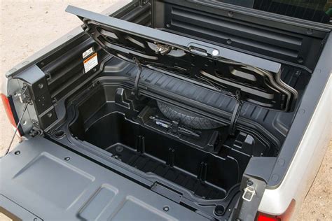 How Big Is The Ridgeline Trunk?