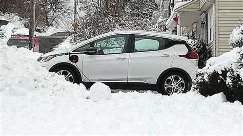 How Cold Is Too Cold For Chevy Bolt?