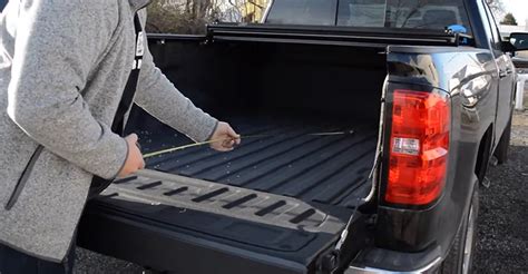 How Do I Know How Much Weight I Can Put In My Truck Bed?