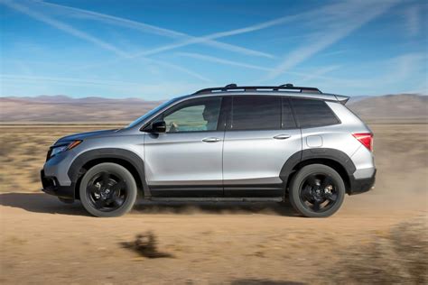 How Many Miles Per Gallon Does A Honda Passport TrailSport Get?