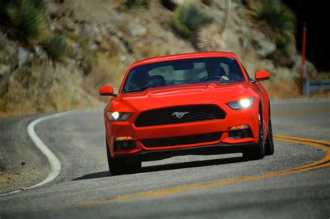 How Many MPG Do Mustangs Get?