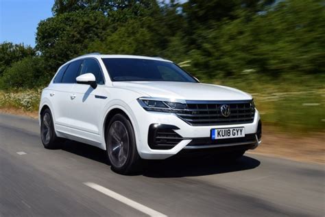 How Many MPG Does A 2023 VW Touareg Get?