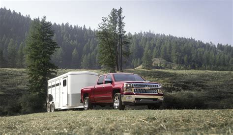 How Many Pounds Can A Silverado Carry?