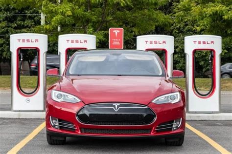 How Much Does A Tesla Battery Cost?