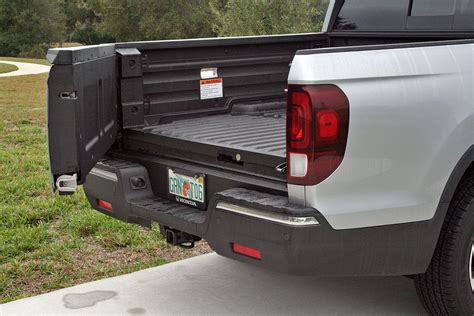 How Much Weight Can A 2017 Honda Ridgeline Bed Hold?