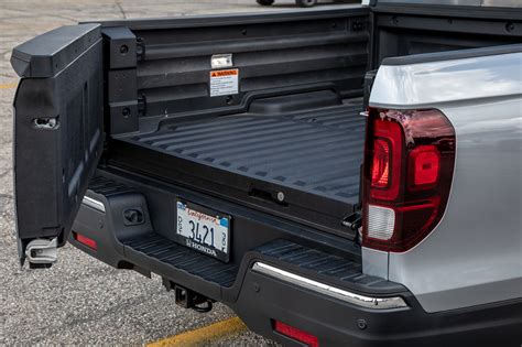 How Much Weight Can A Ridgeline Tailgate Hold?