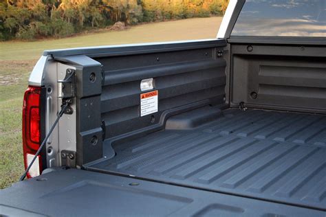 How Much Weight Can You Put In The Bed Of A Ridgeline?