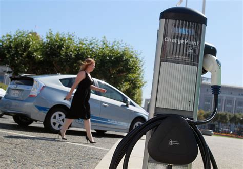 How To Save Money On EV Charging Stations?