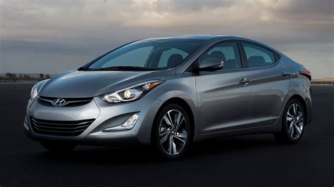 Is A Hyundai Elantra A Full Size Vehicle?