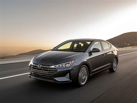 Is A Hyundai Elantra Bigger Than A Volkswagen Jetta?