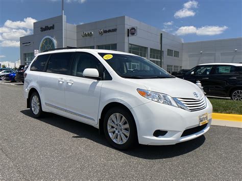 Is a Toyota Sienna a true AWD?