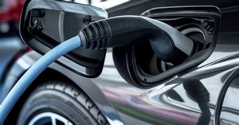 Is Charging An EV To 100% Bad?