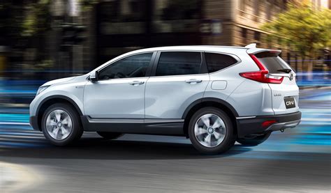 Is Honda CR-V Full Size Or Mid Size?