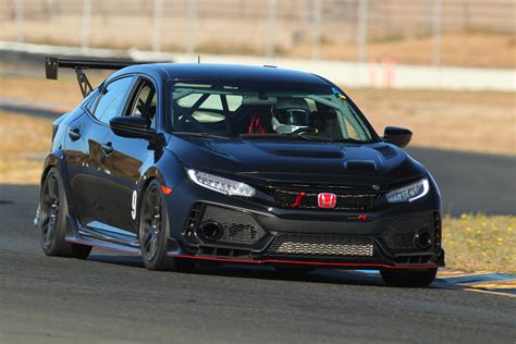 Is Honda Type R A V8?